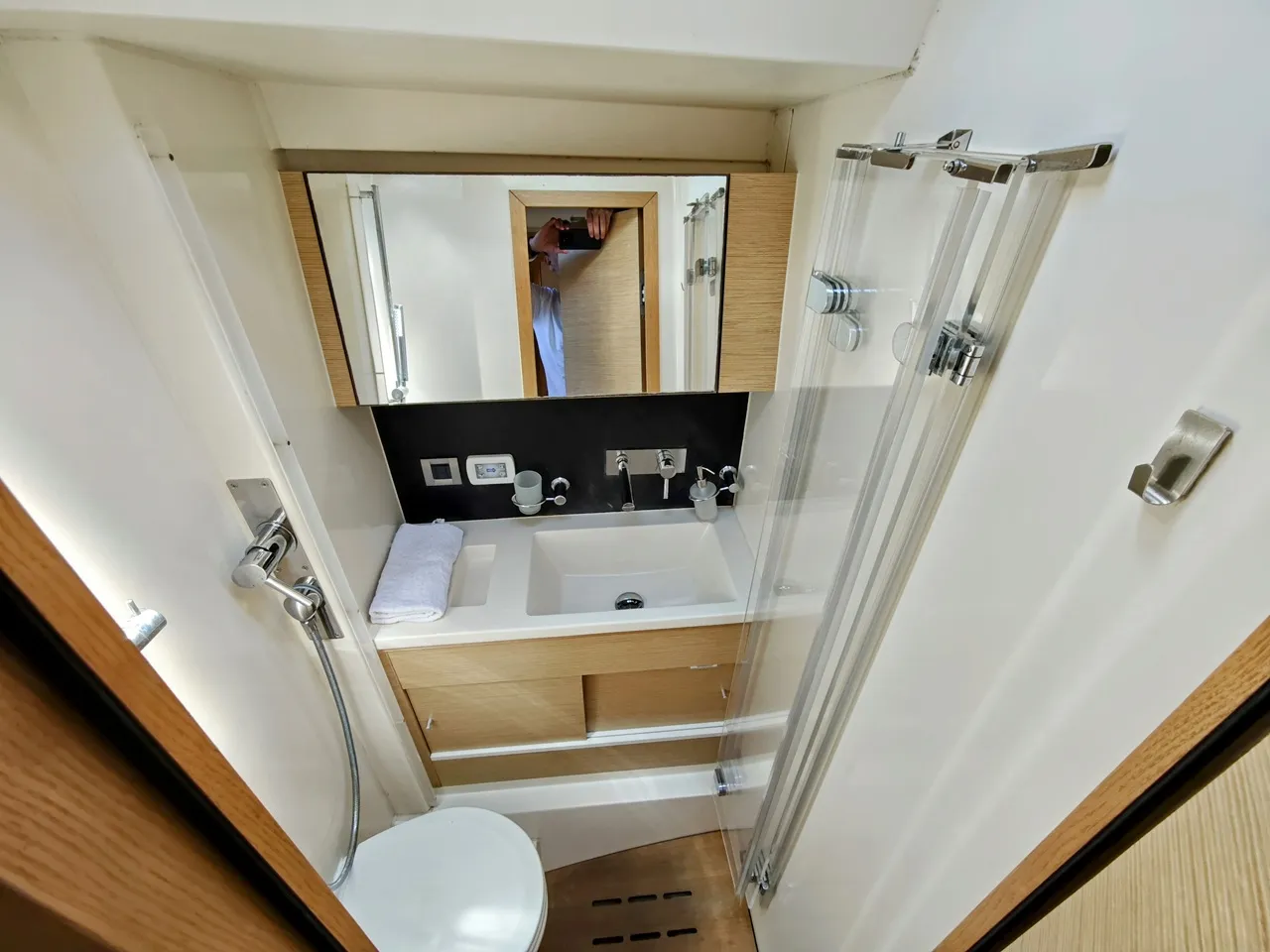 Image slide 100041