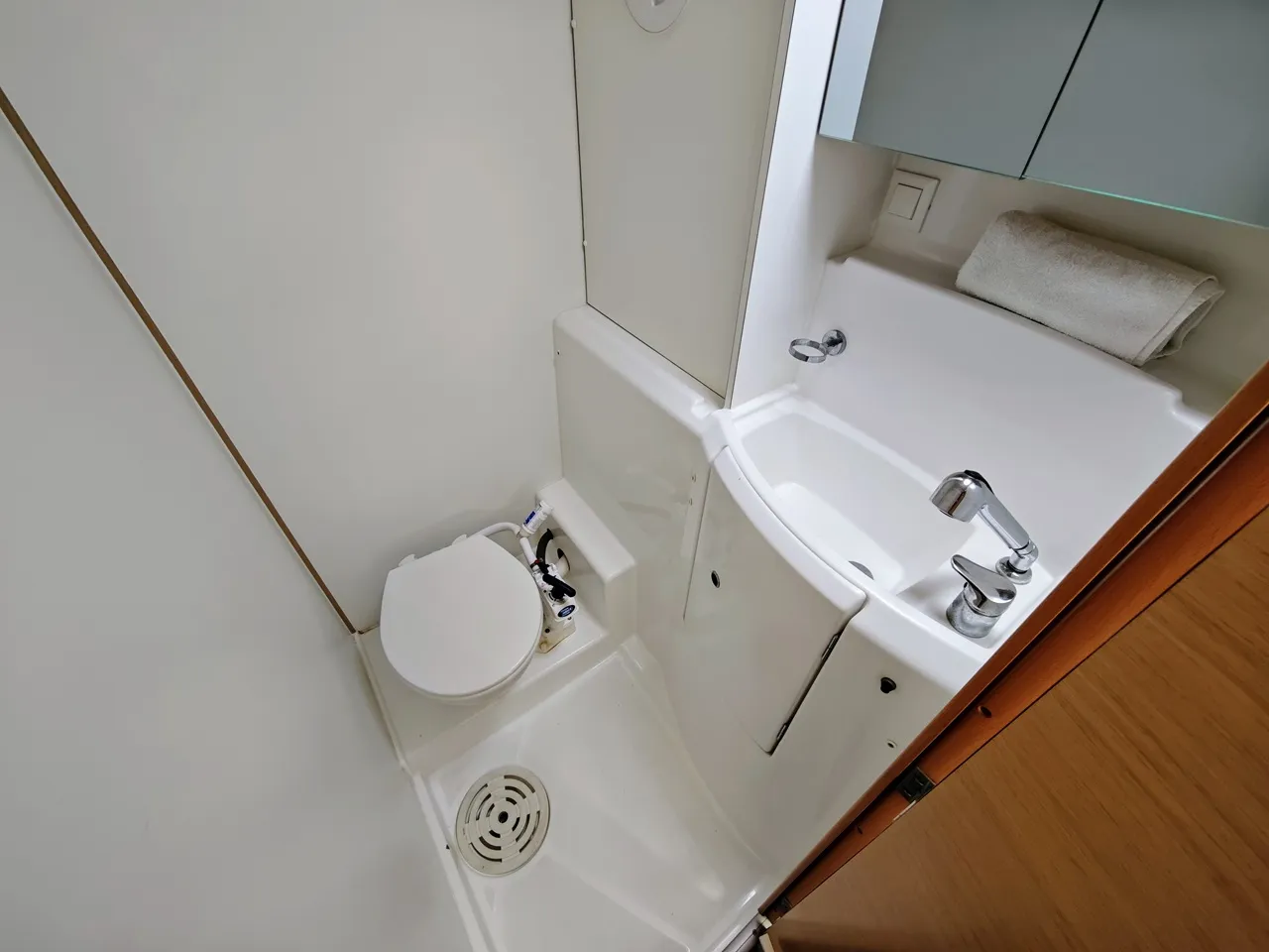 Image slide 100064