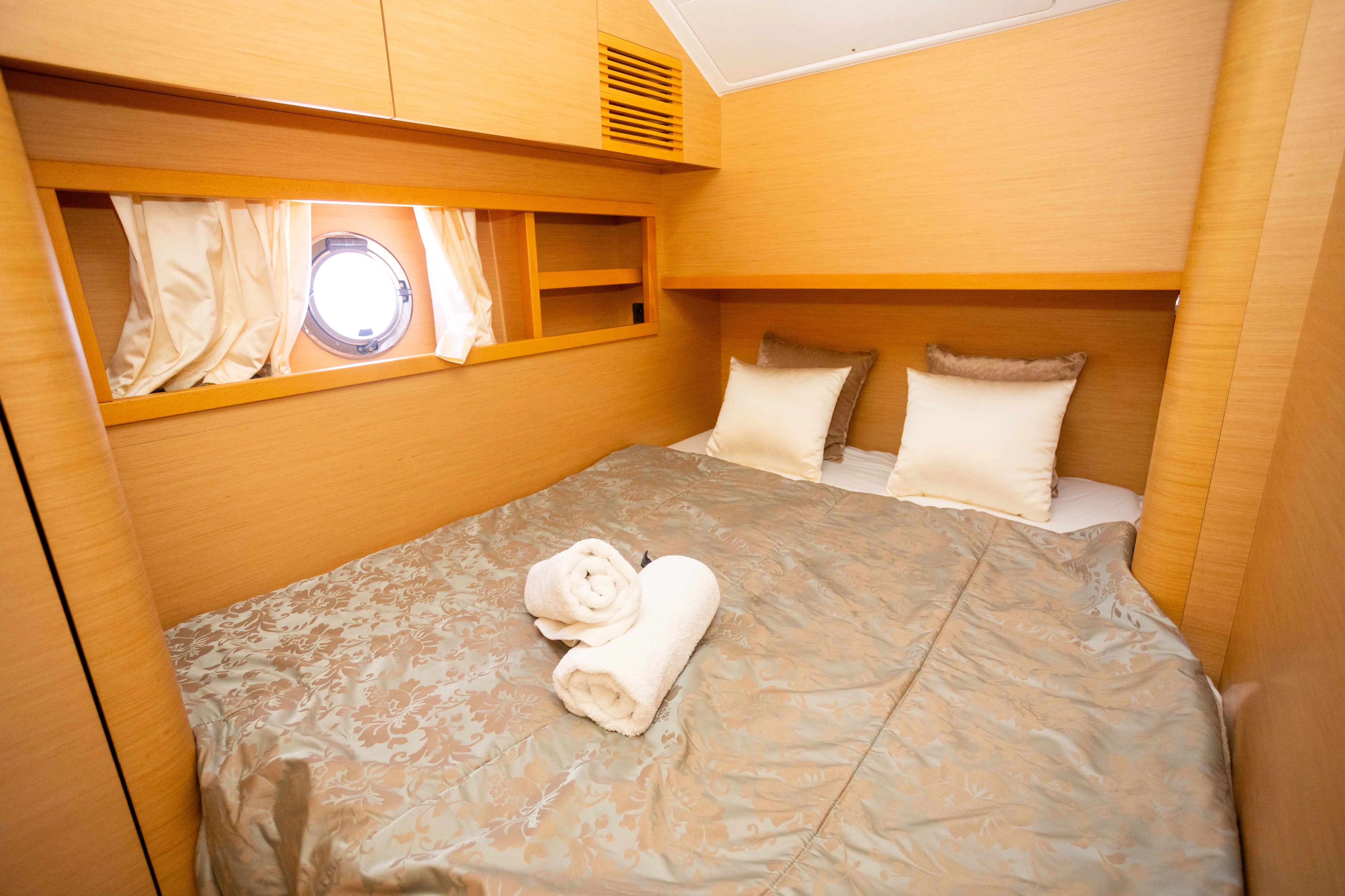 Image slide 100083