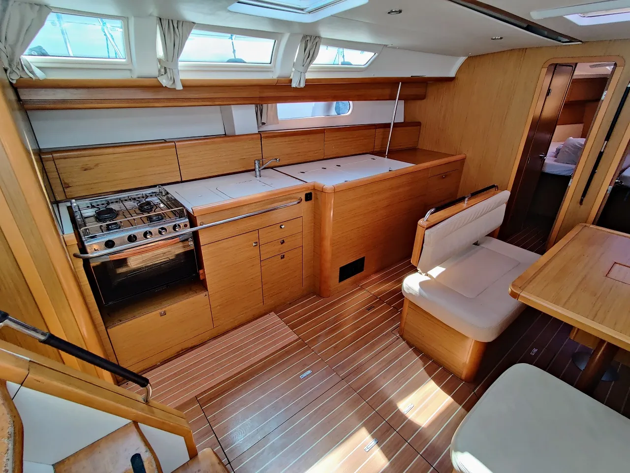 Image slide 100177