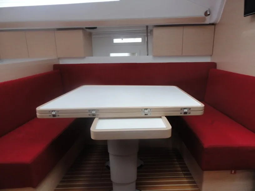 Image slide 100227