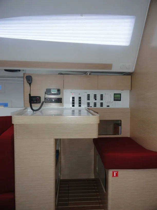Image slide 100228