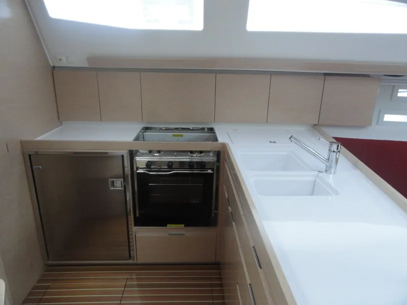Image slide 100229