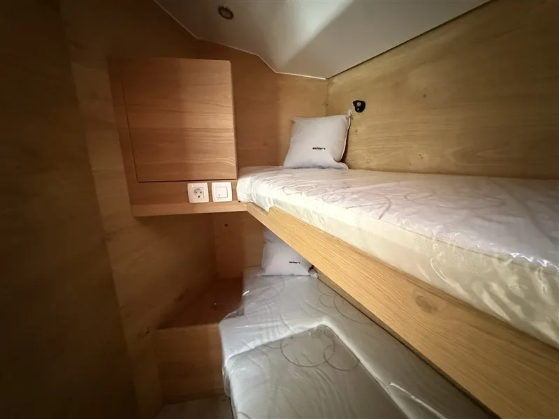 Image slide 100251