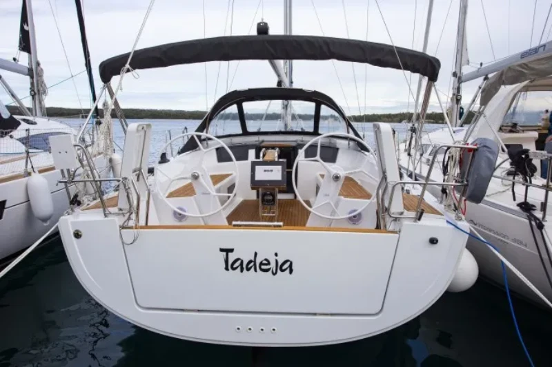 Hanse 388 Tadeja boat image