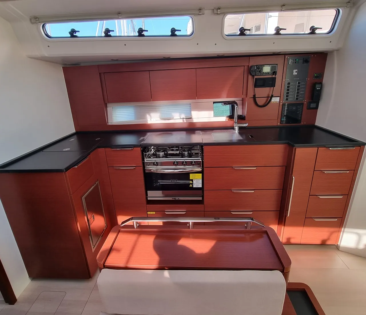 Image slide 100313