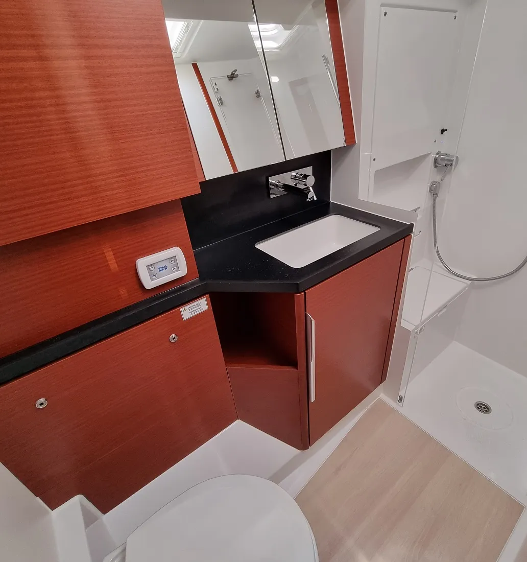Image slide 100323