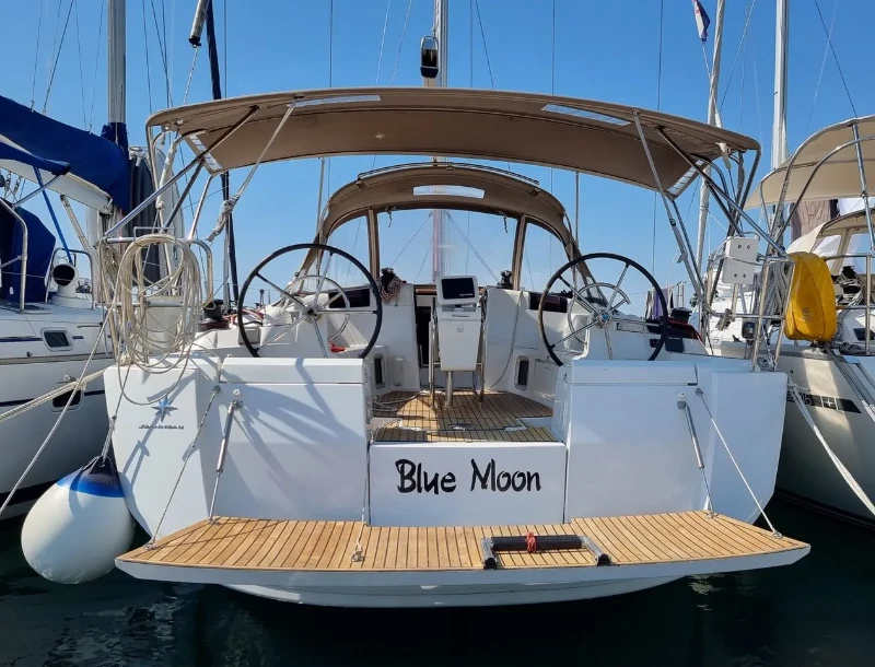 Sun Odyssey 449 Blue Moon boat image