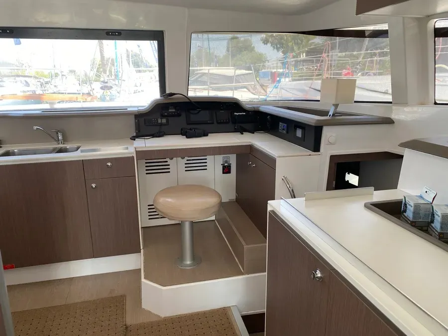 Image slide 100413