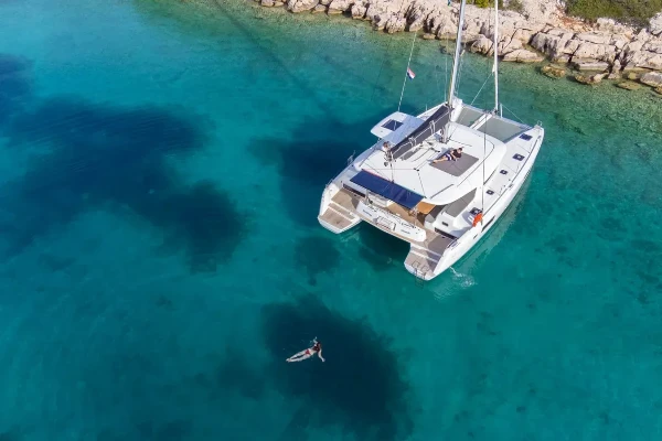 Lagoon 42 Maximus boat image