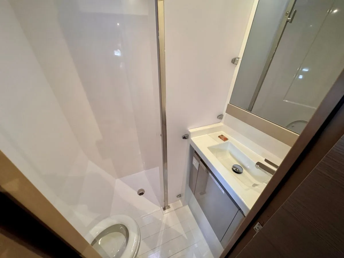 Image slide 101810