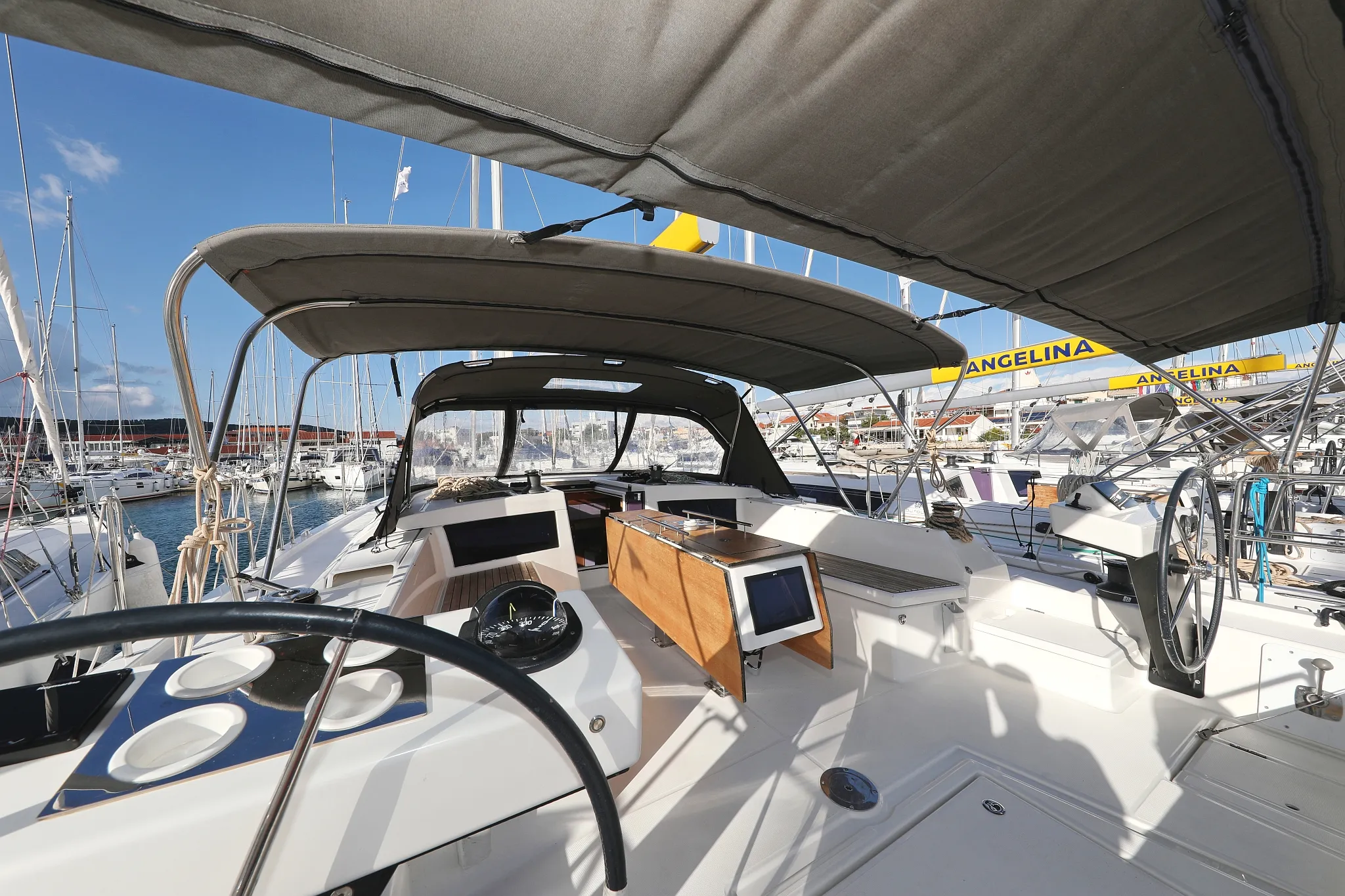 Image slide 10203