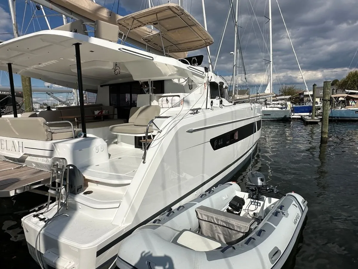 Image slide 102045