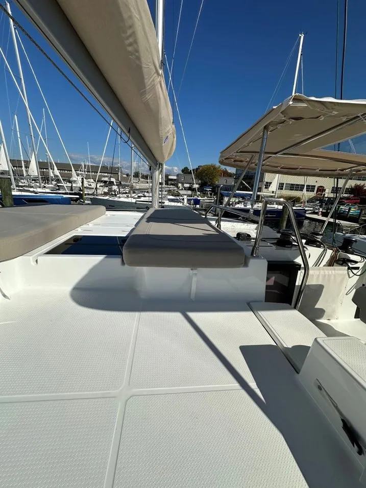 Image slide 102049