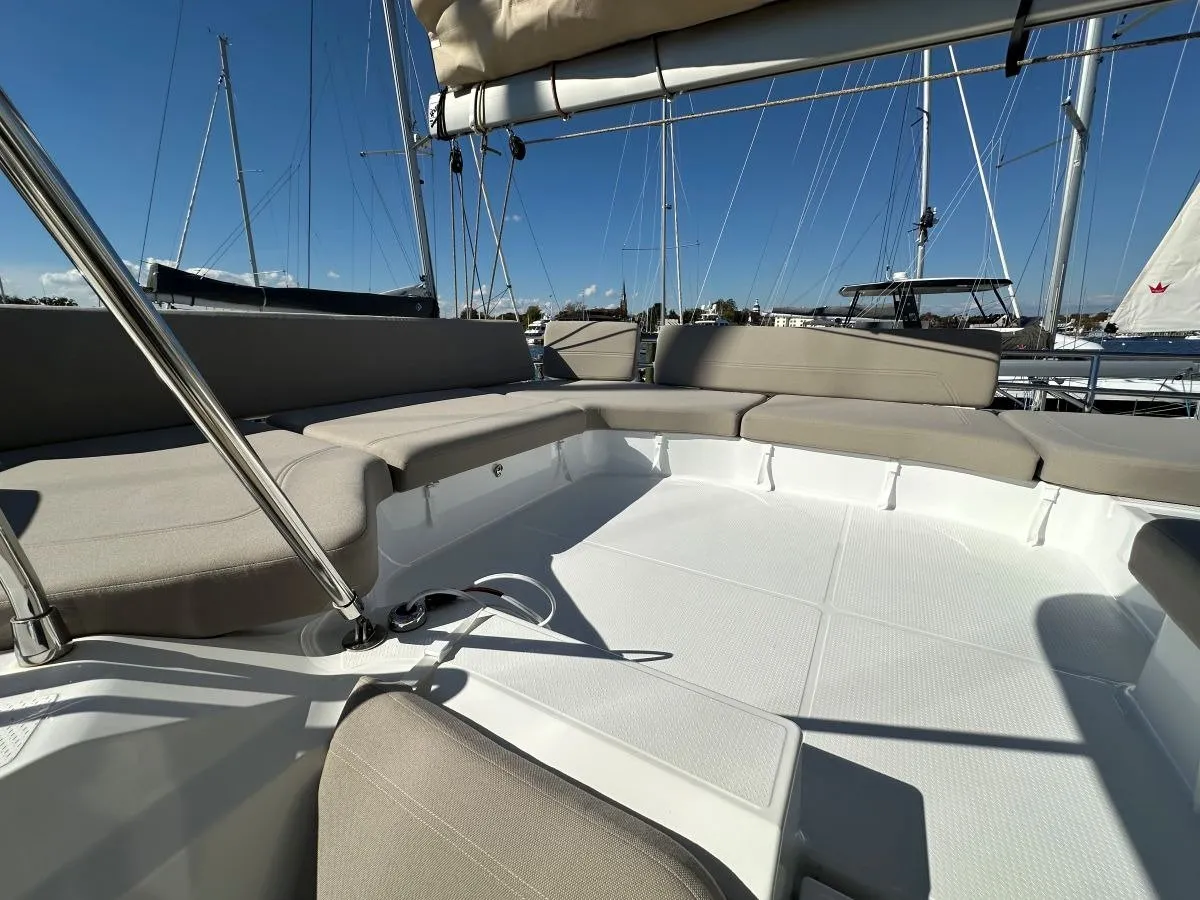 Image slide 102051