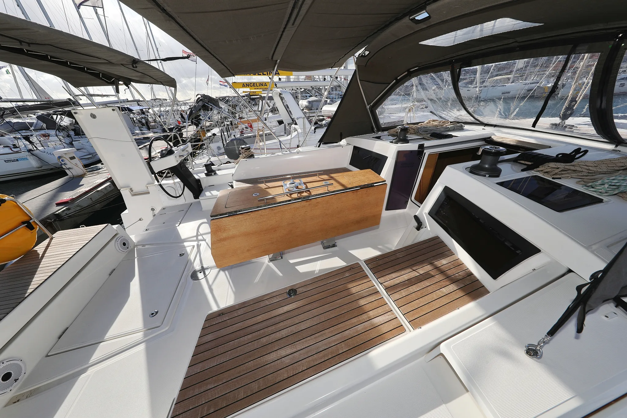 Image slide 10206
