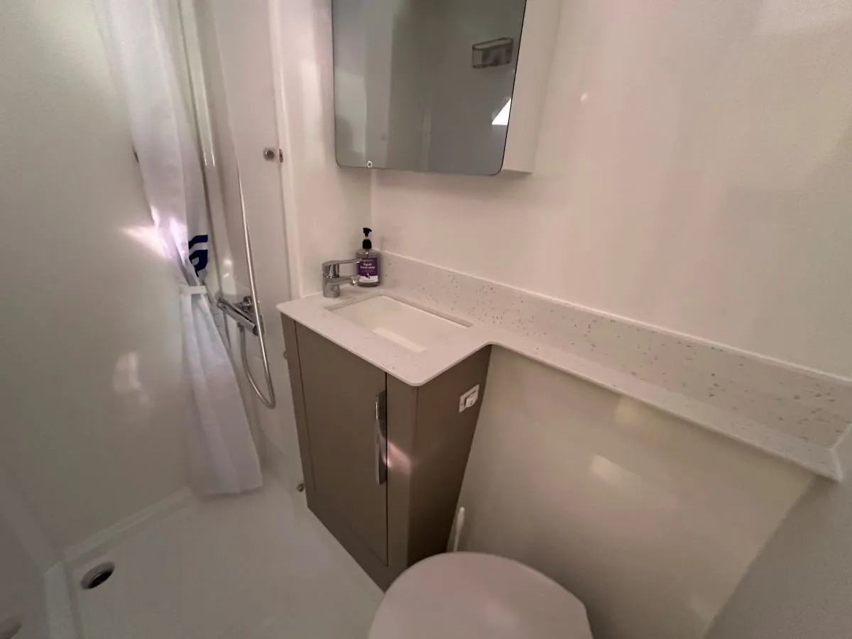 Image slide 102064