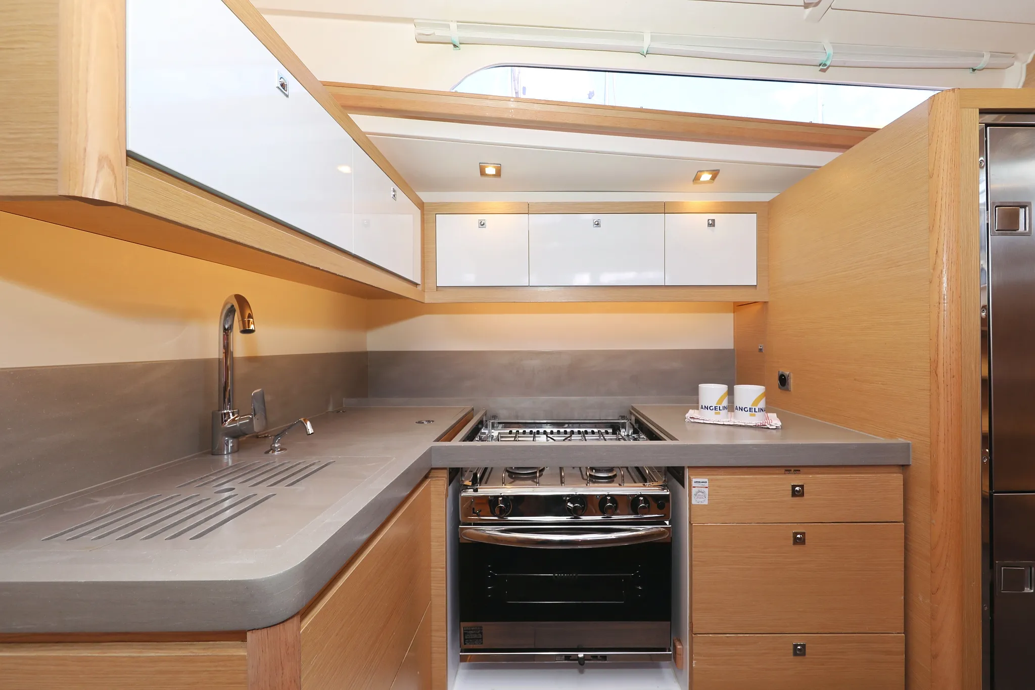 Image slide 10219