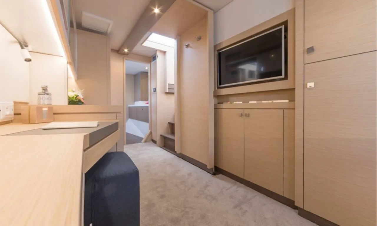 Image slide 102333