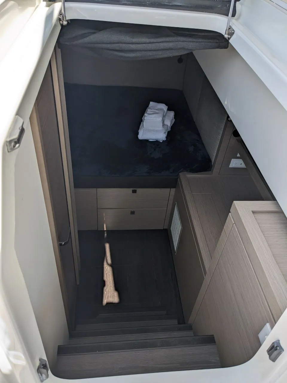Image slide 102379
