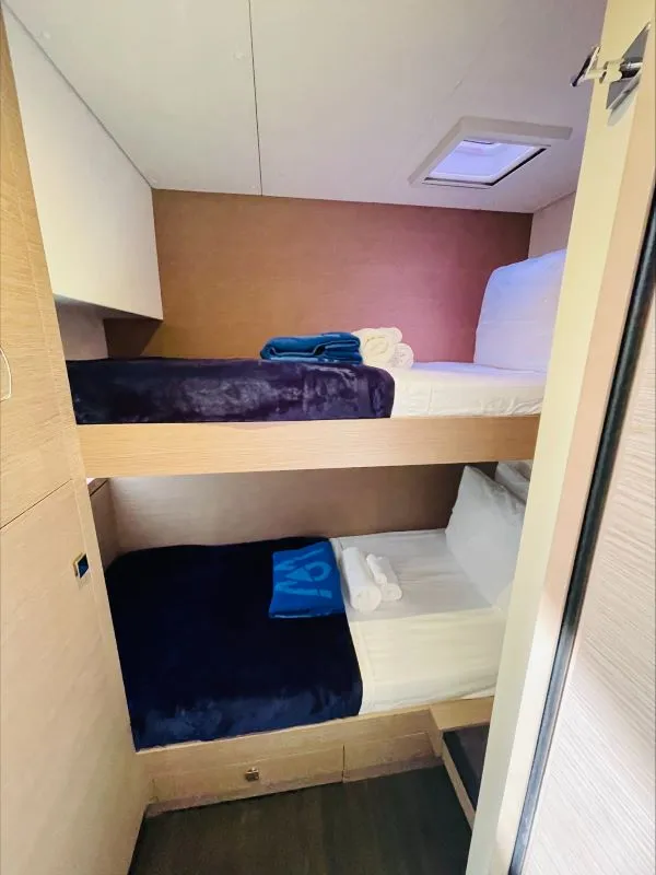 Image slide 102423