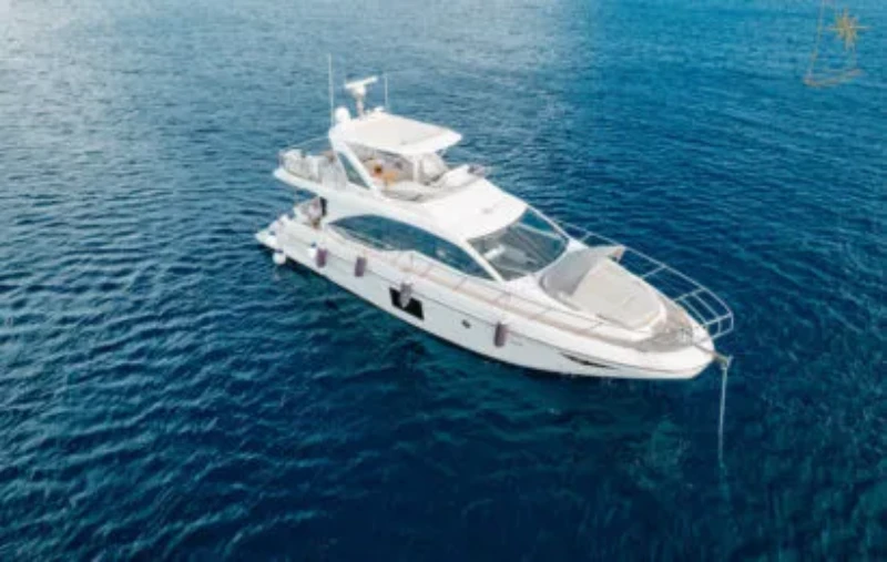 Bootsbild Azimut 55 Fly Illyrius
