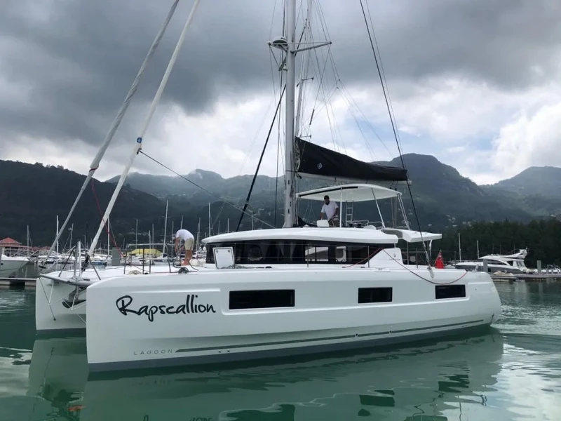 Lagoon 46 OW Rapscallion boat image