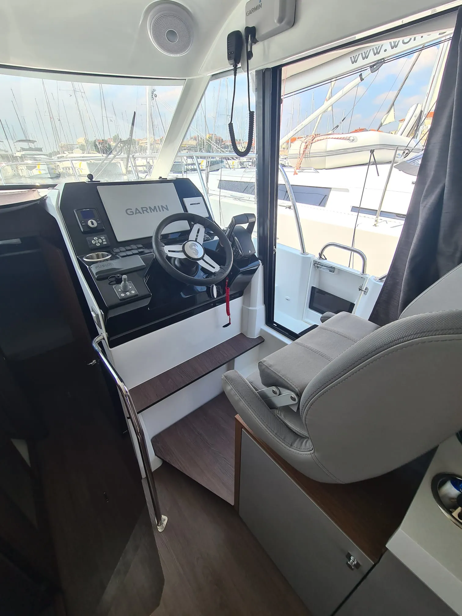 Image slide 102894