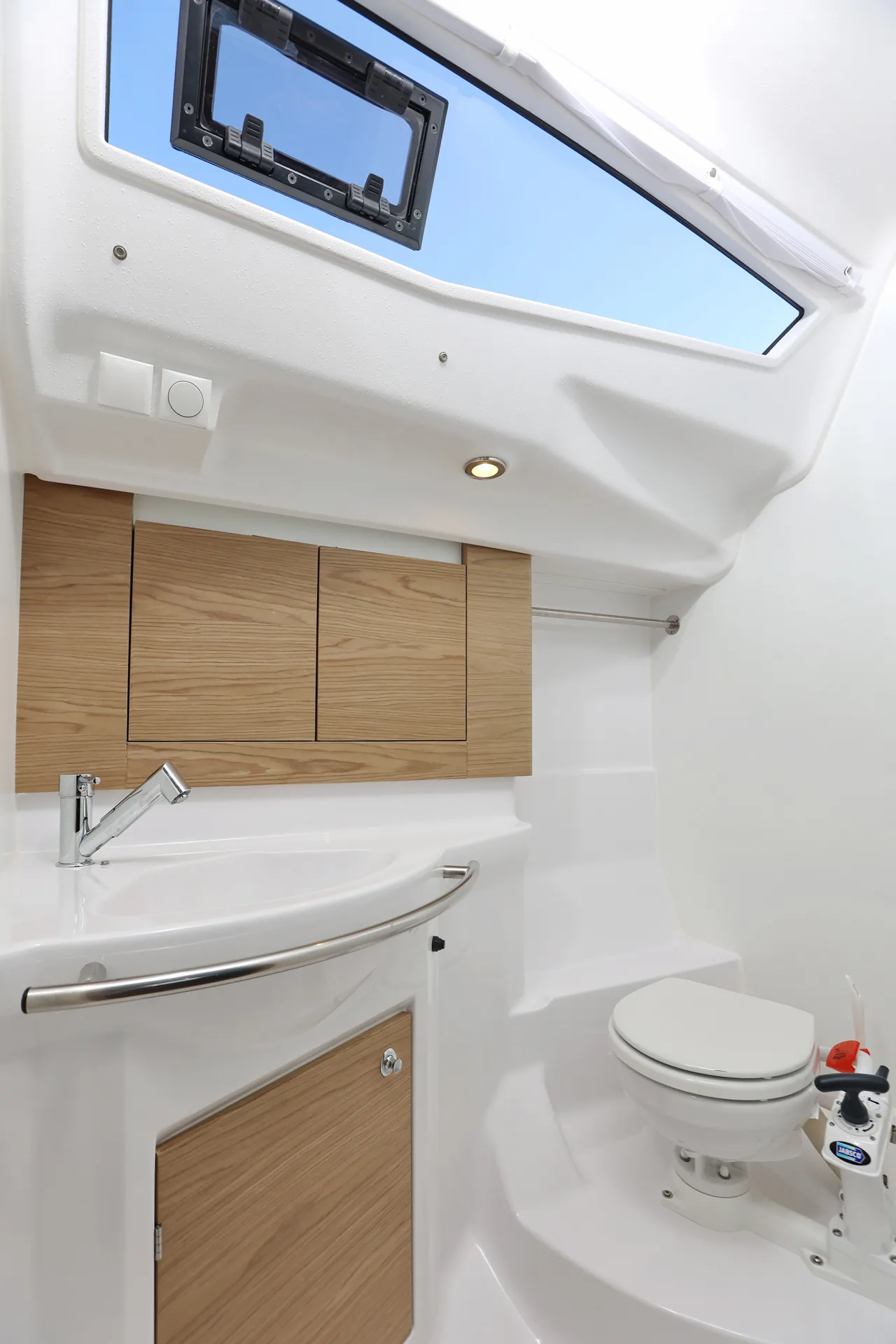 Image slide 103102