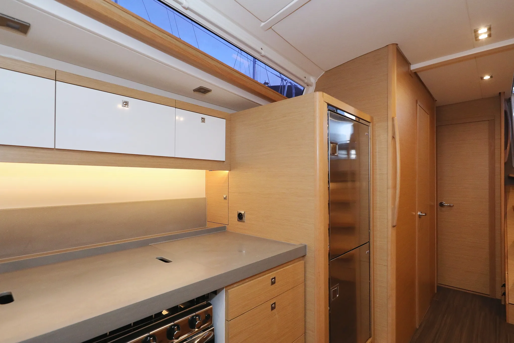 Image slide 10337