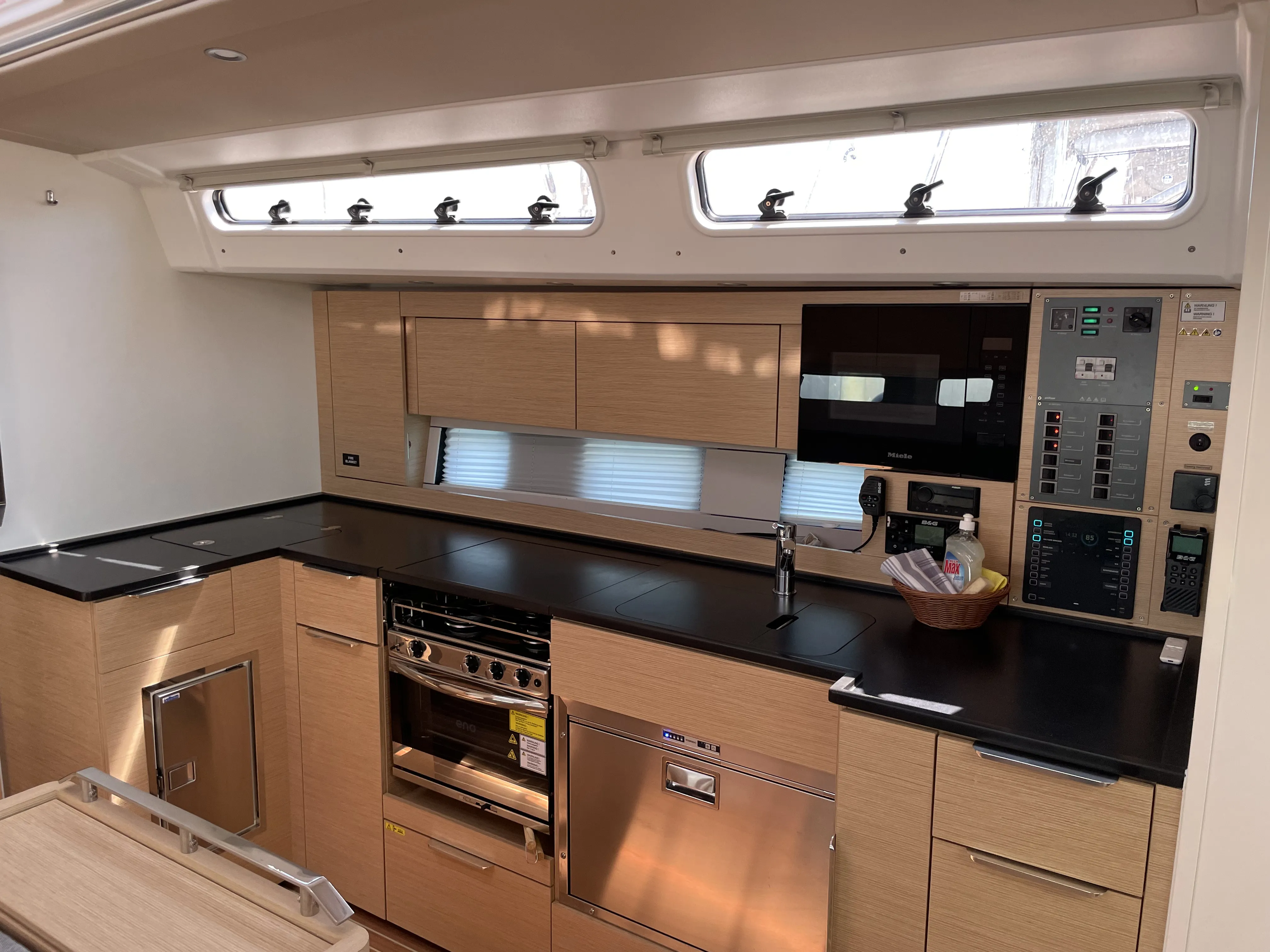 Image slide 103371