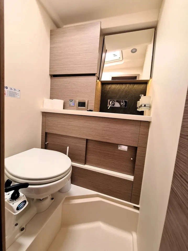 Image slide 103438