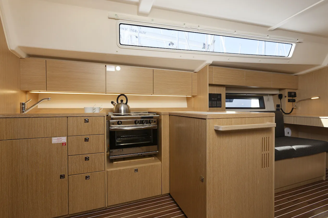 Image slide 103798