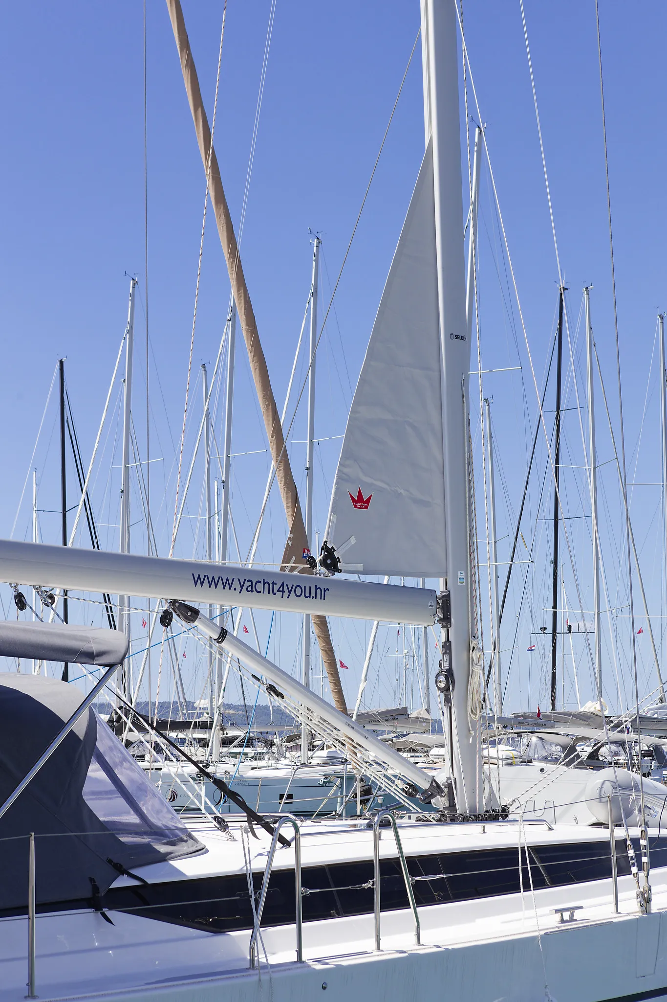 Image slide 103808
