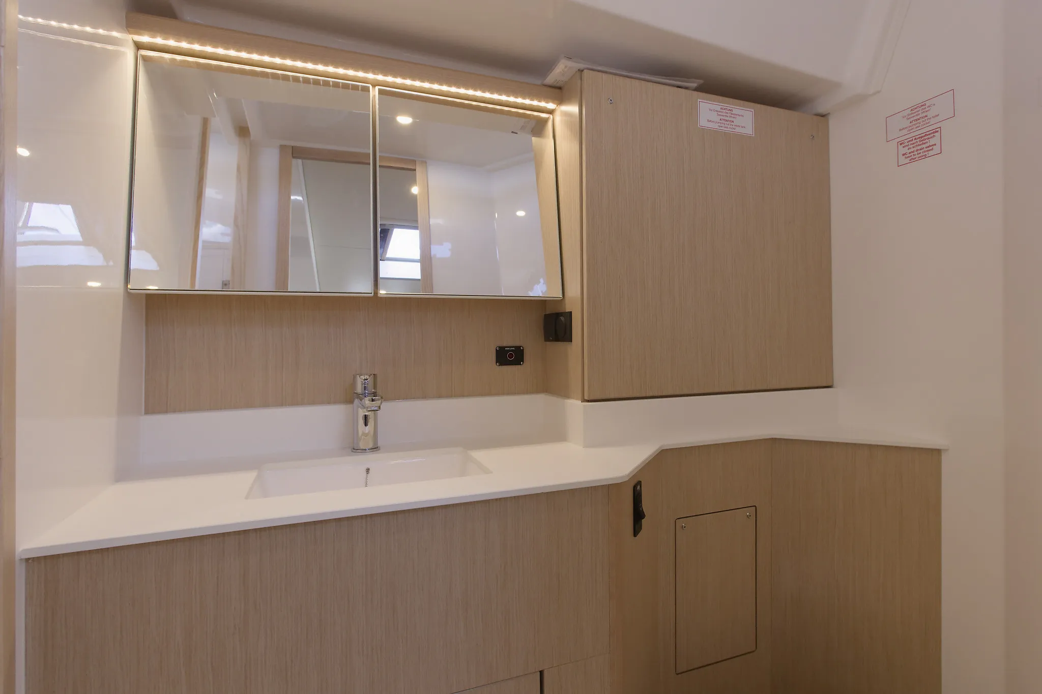 Image slide 103824