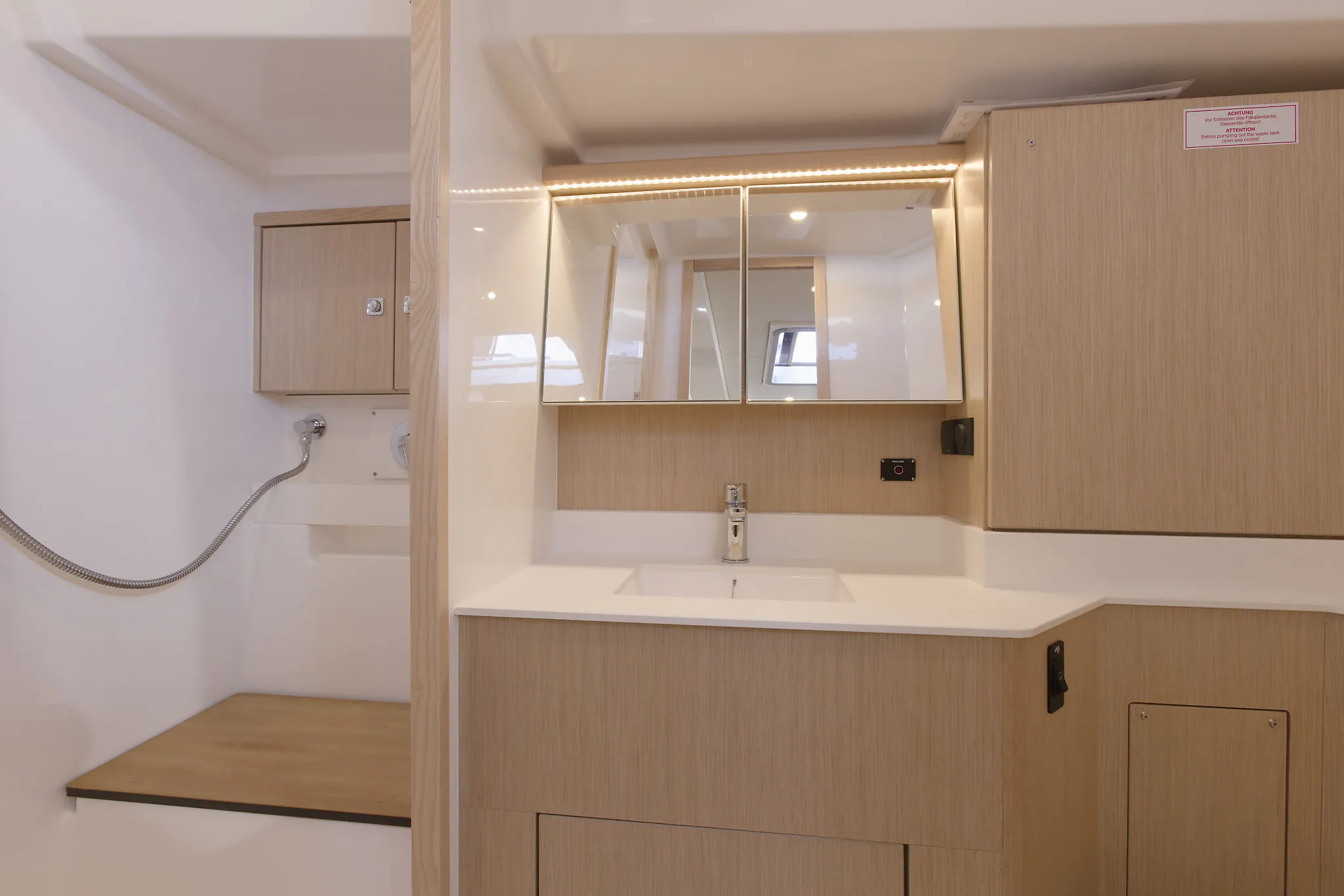 Image slide 103825