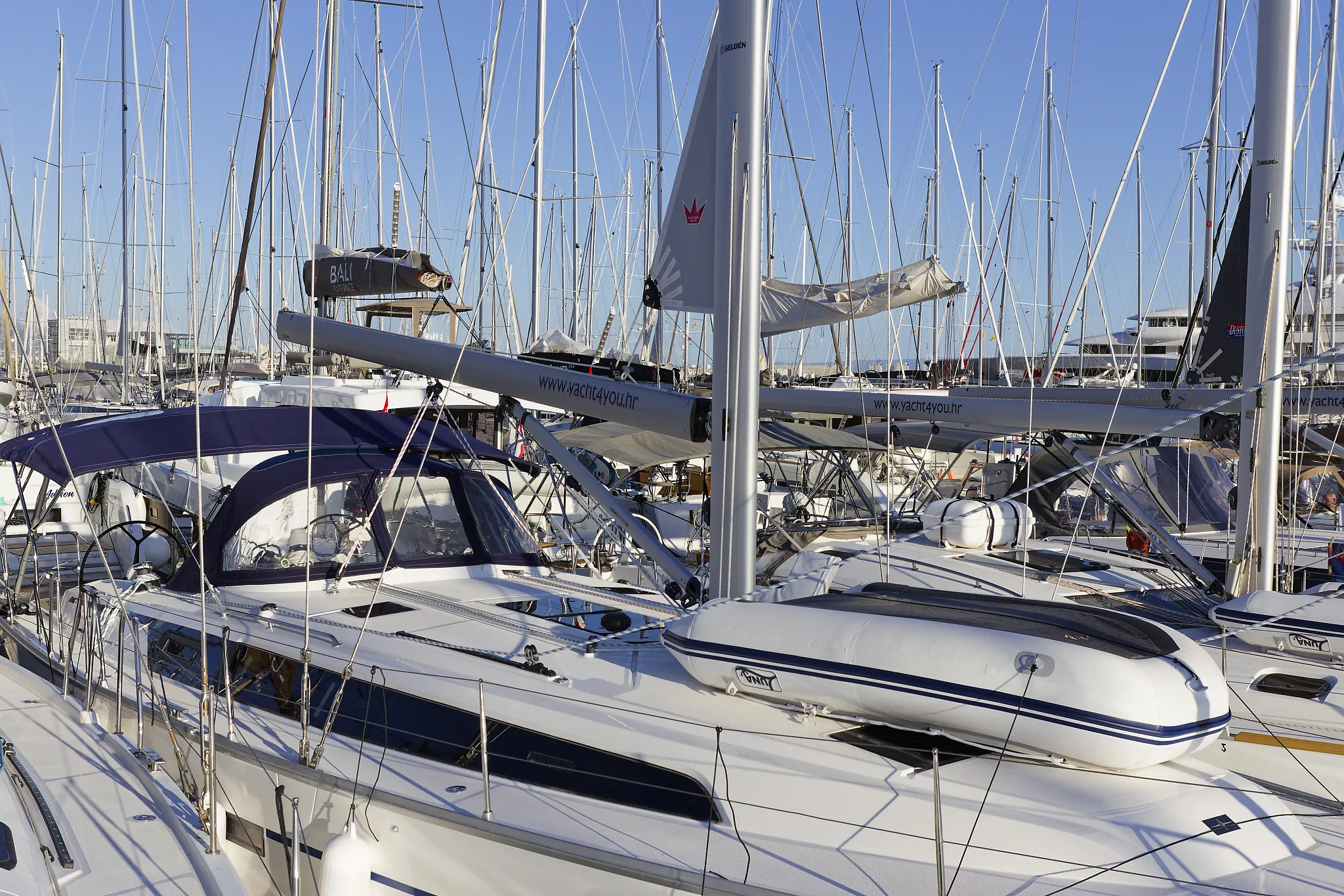Image slide 103859