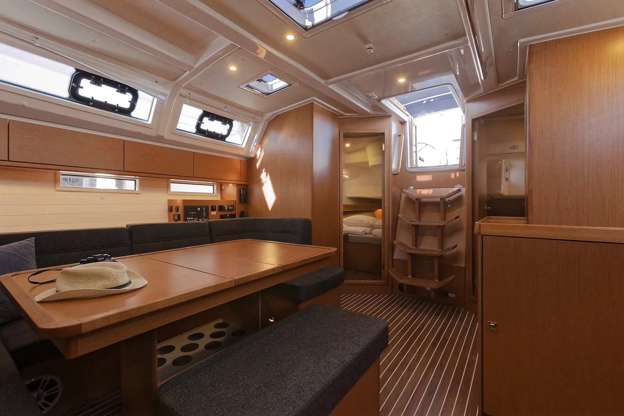 Image slide 103875