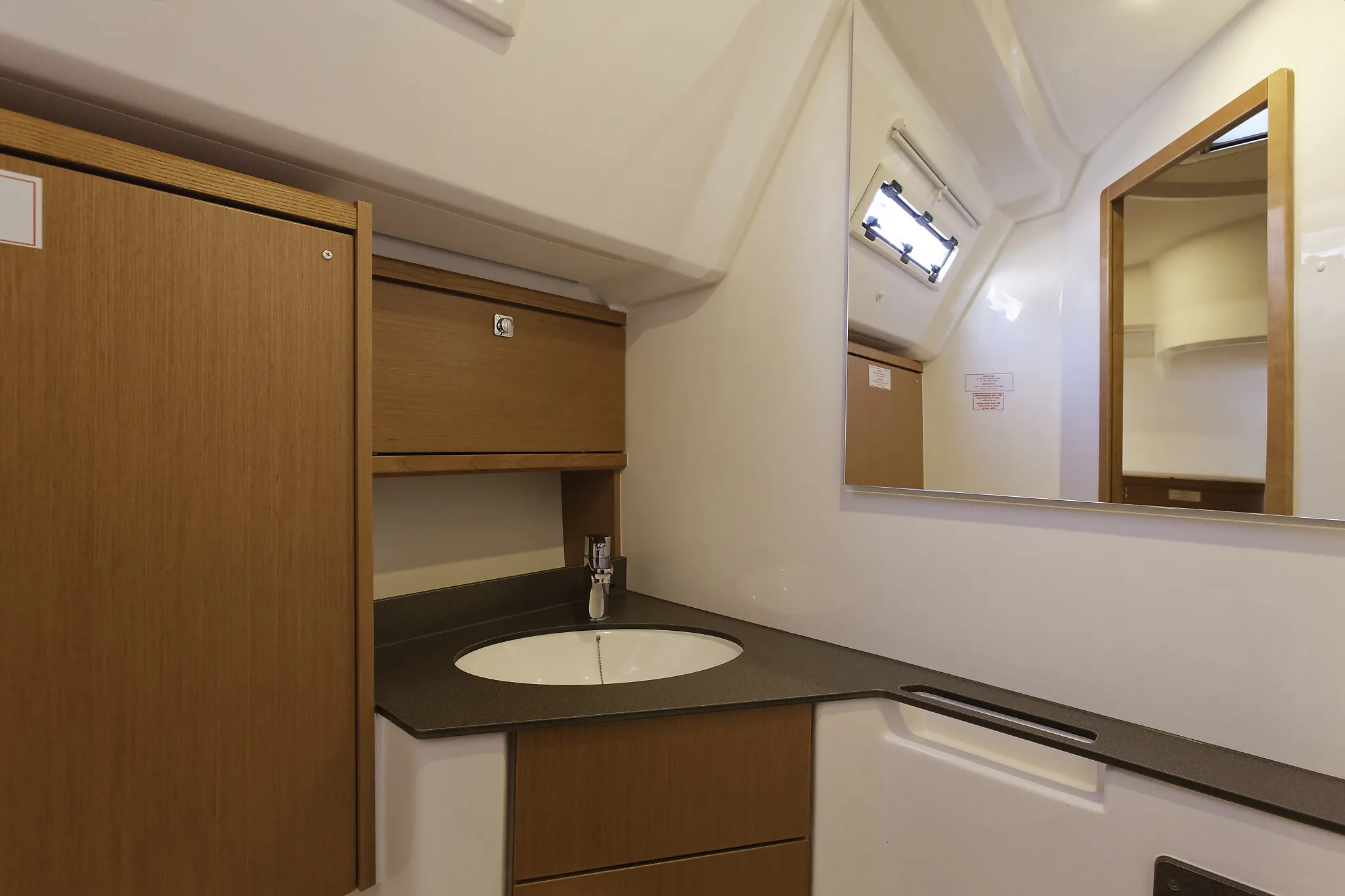 Image slide 103878