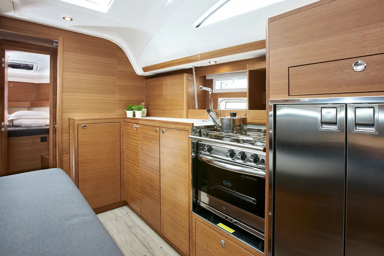Image slide 104012