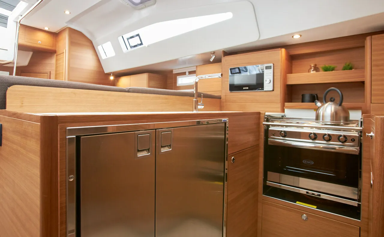 Image slide 104045