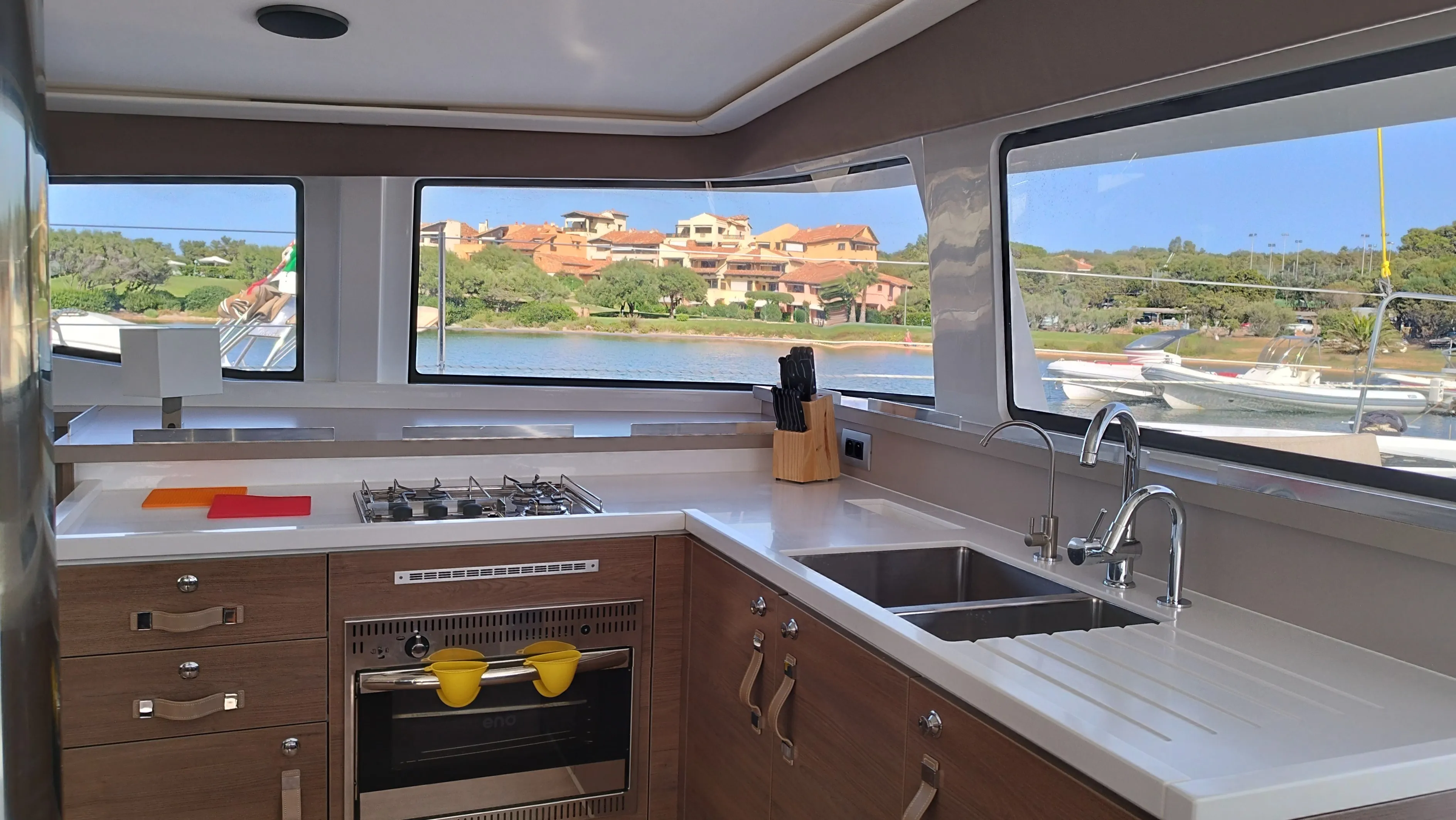 Image slide 104444