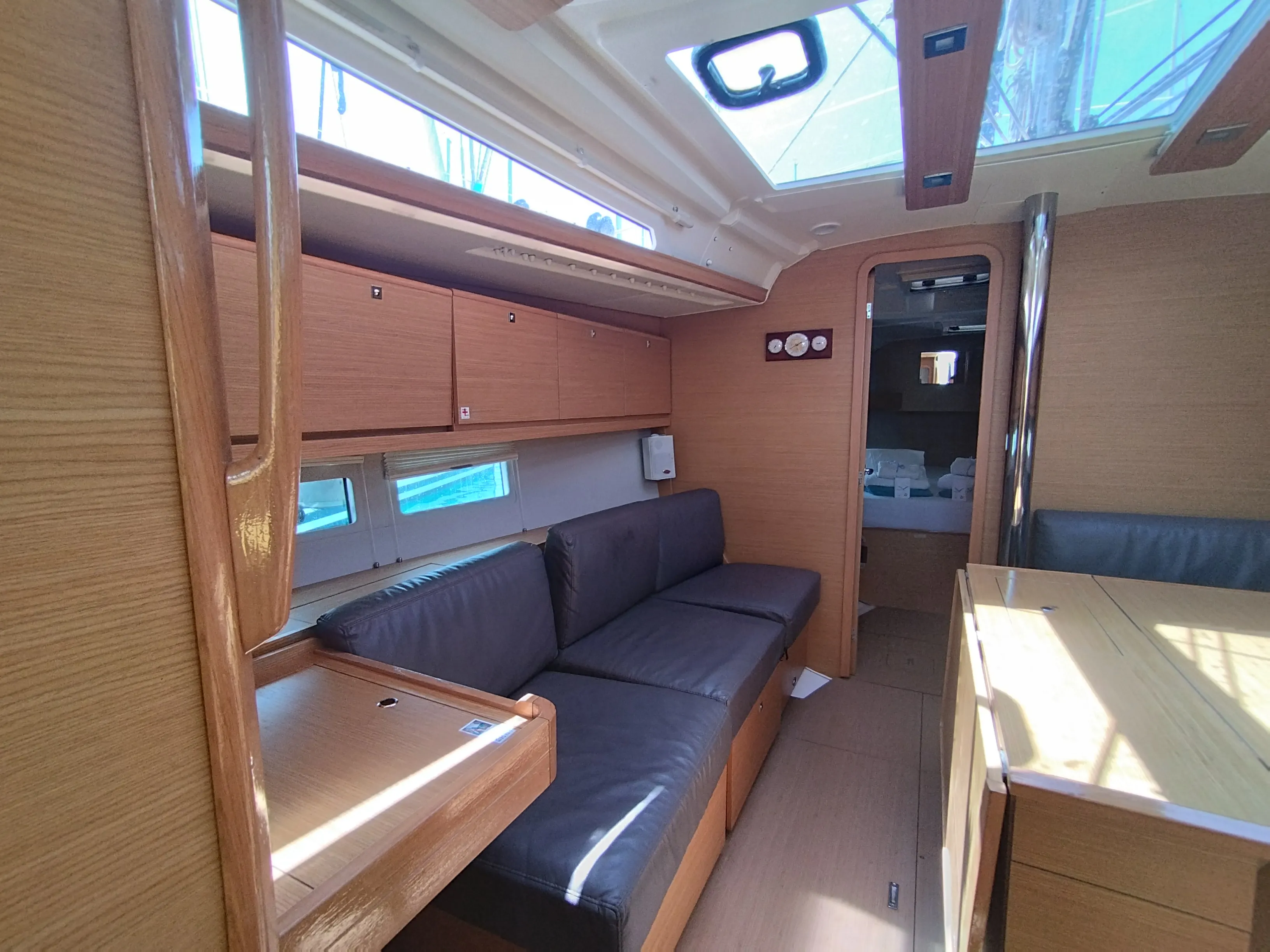 Image slide 104648