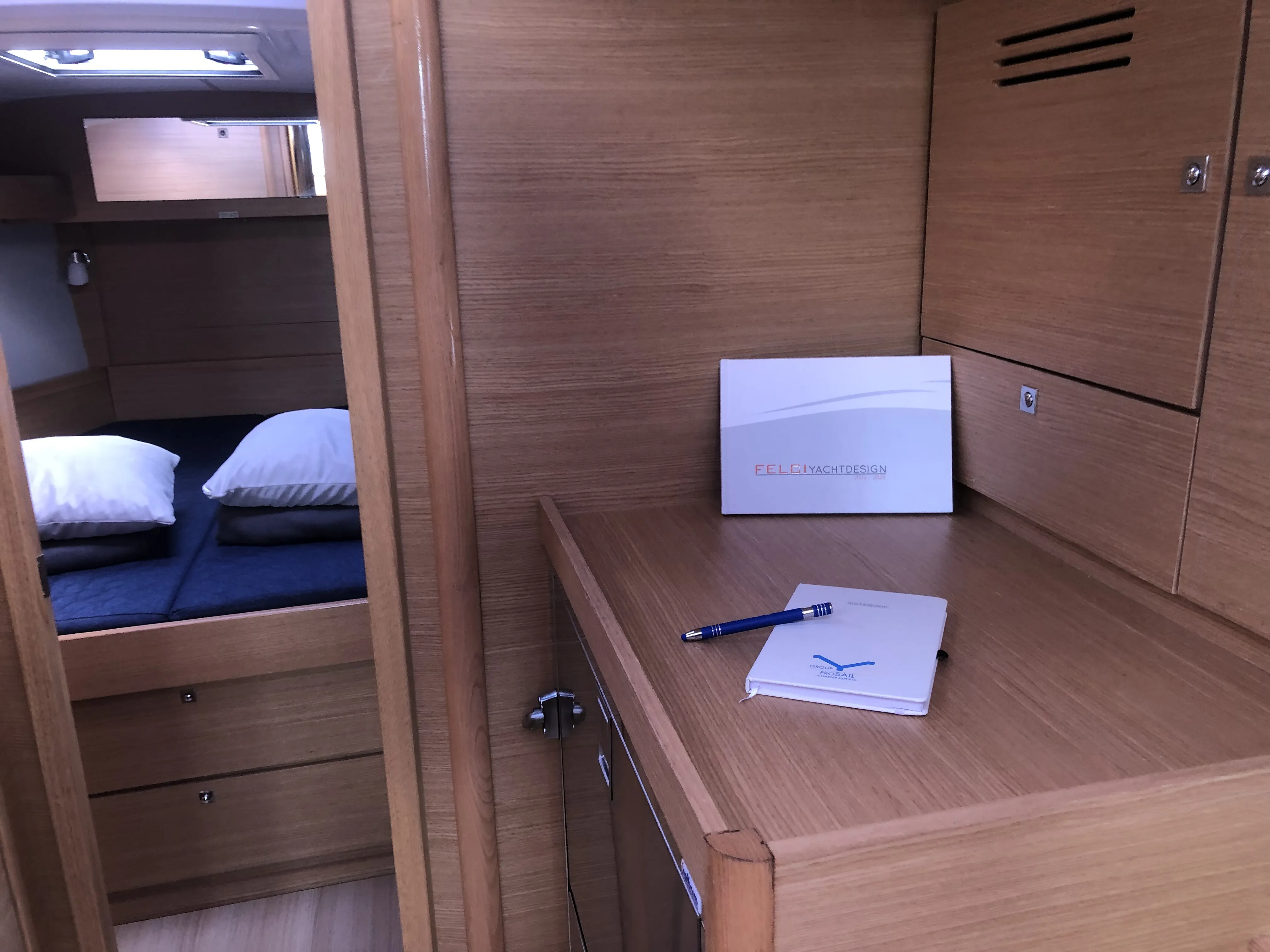 Image slide 104758
