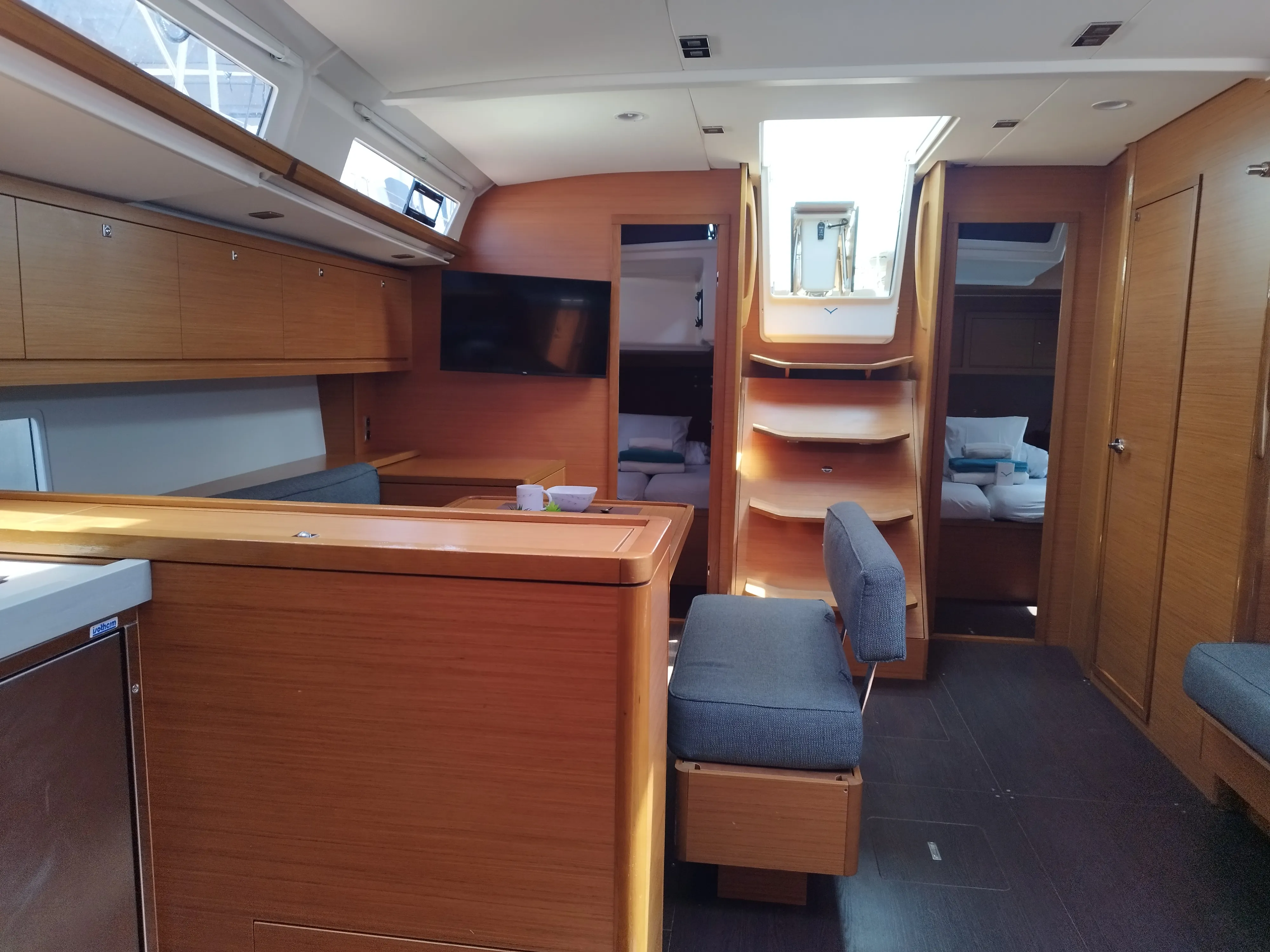 Image slide 104825