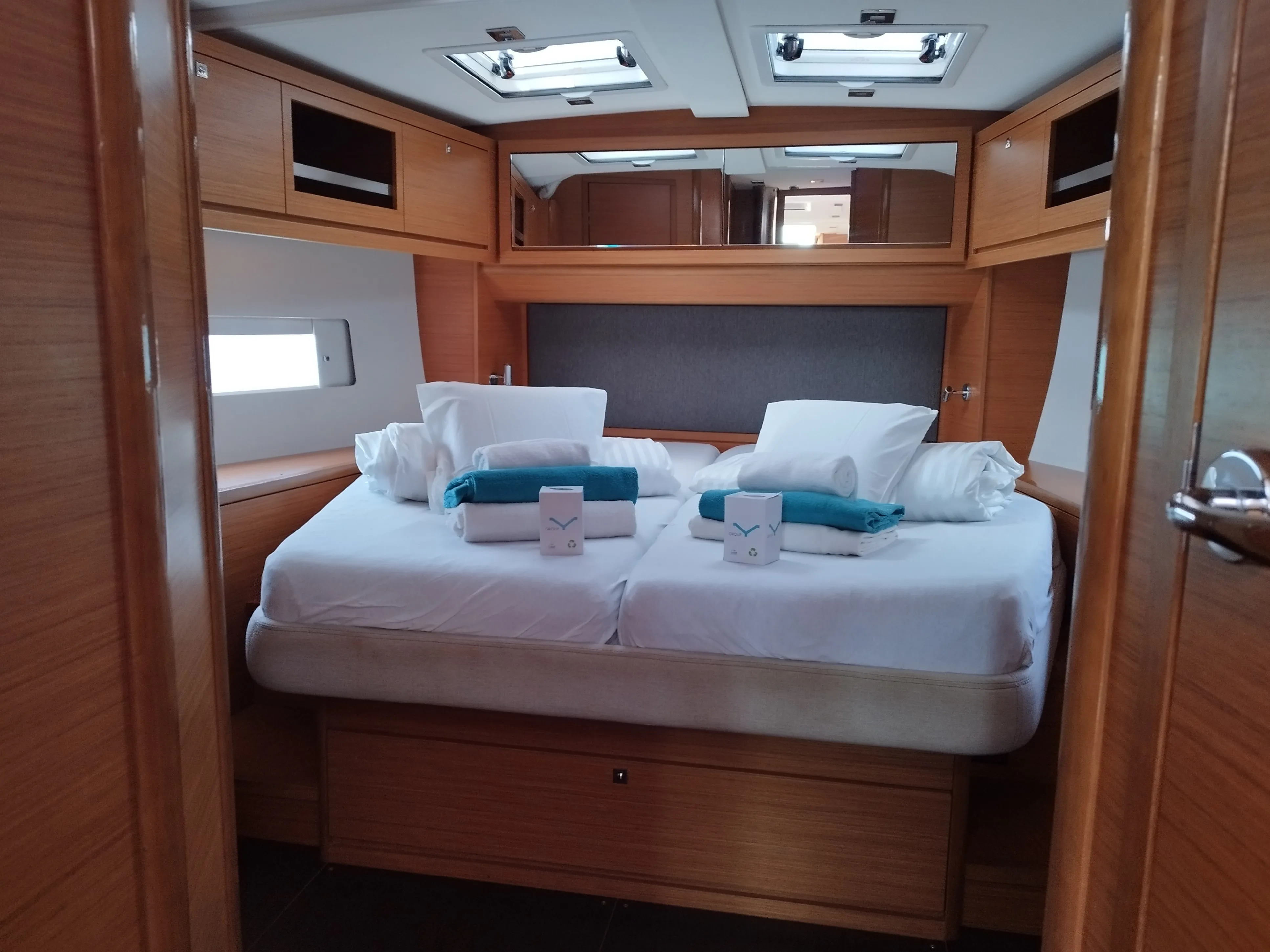 Image slide 104828