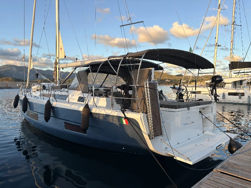 Dufour 470 Alyss boat image