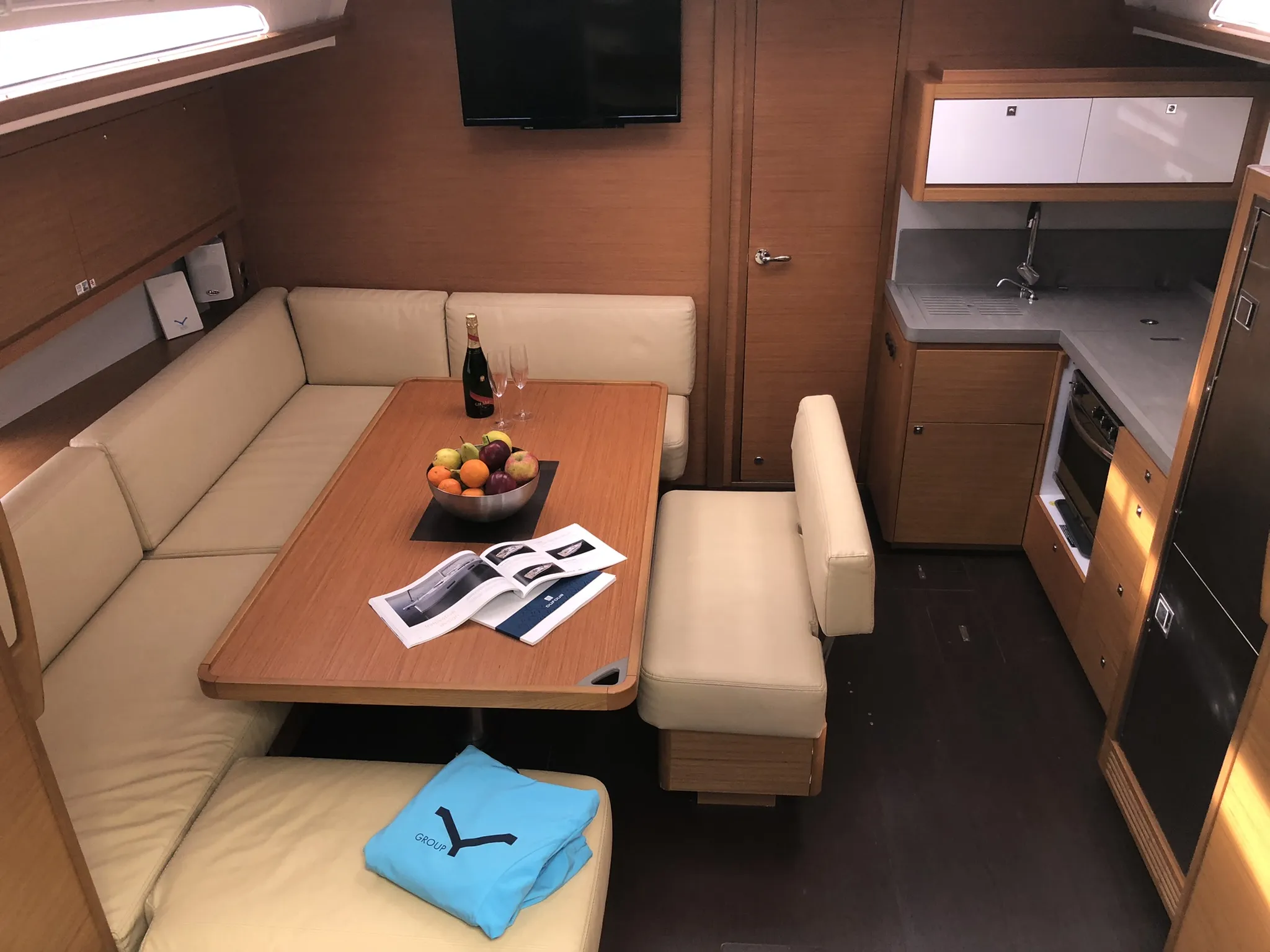 Image slide 104851