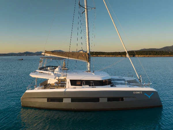 Dufour 48 Catamaran Delphinus boat image