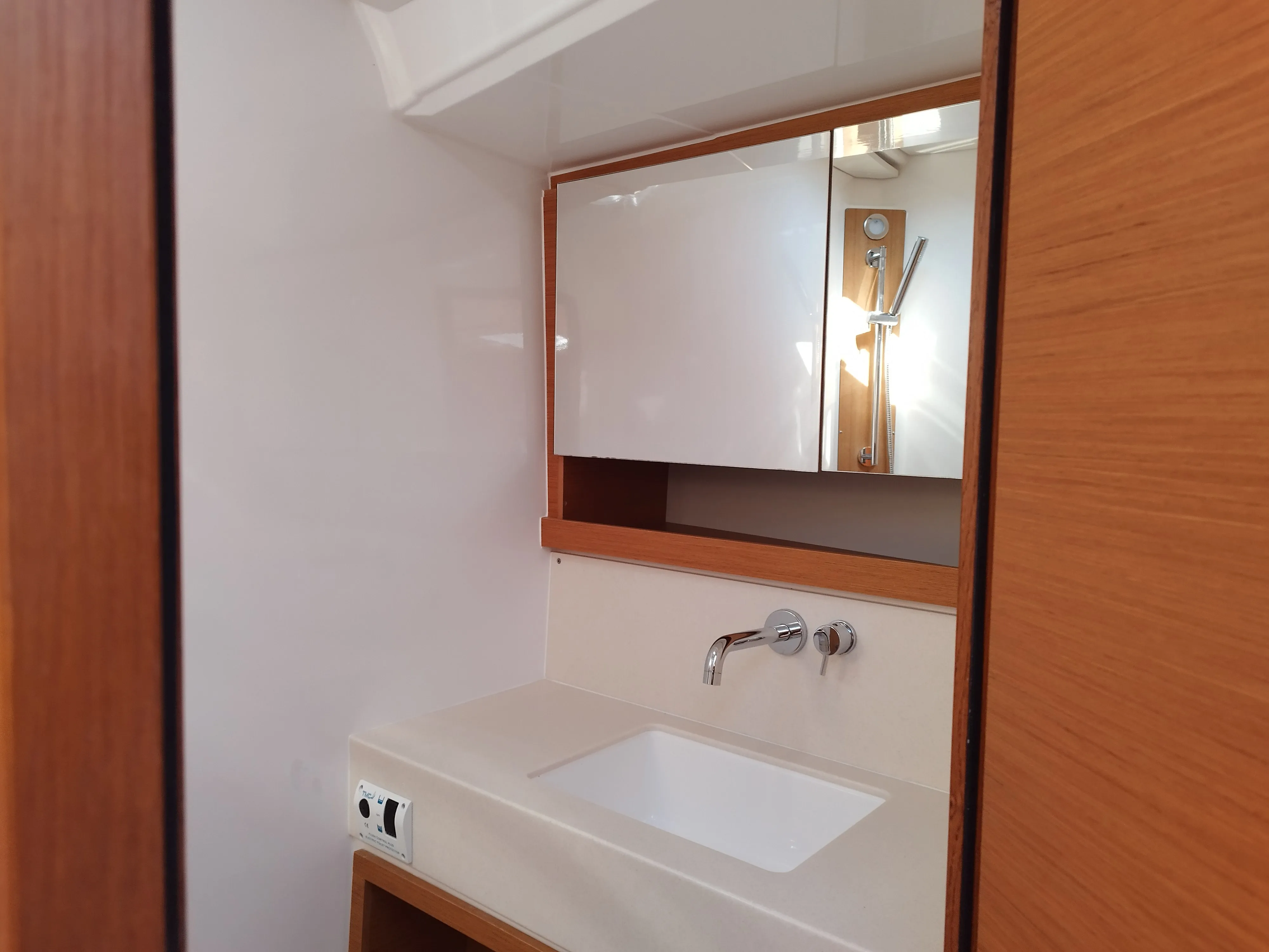 Image slide 104979